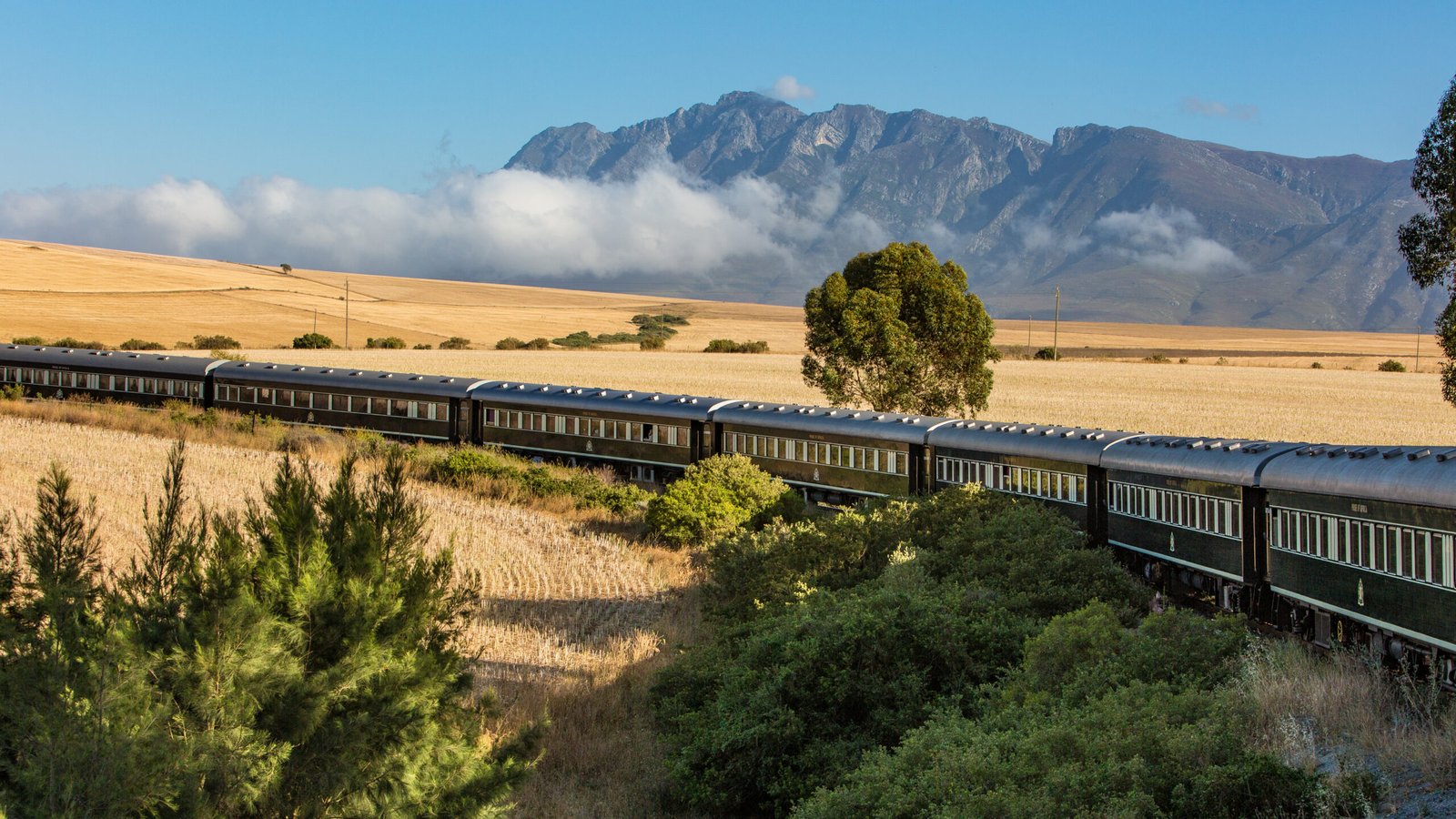 Rovos Rail jounrey through Langeberg Mountains
